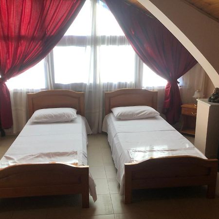 Villa Pepeto Durres Albania Экстерьер фото