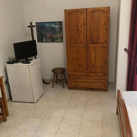 Villa Pepeto Durres Albania Экстерьер фото