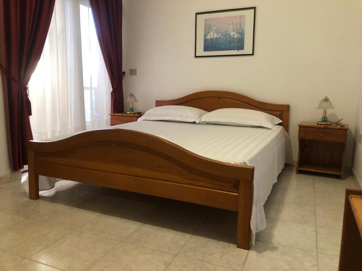 Villa Pepeto Durres Albania Экстерьер фото
