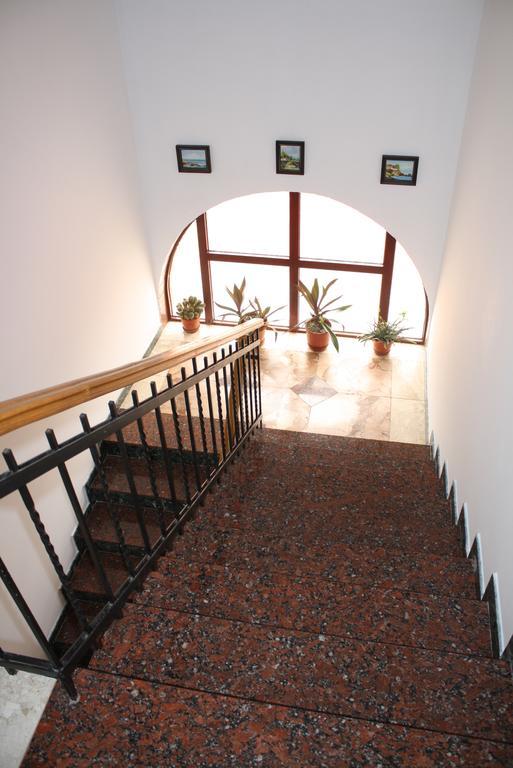 Villa Pepeto Durres Albania Экстерьер фото