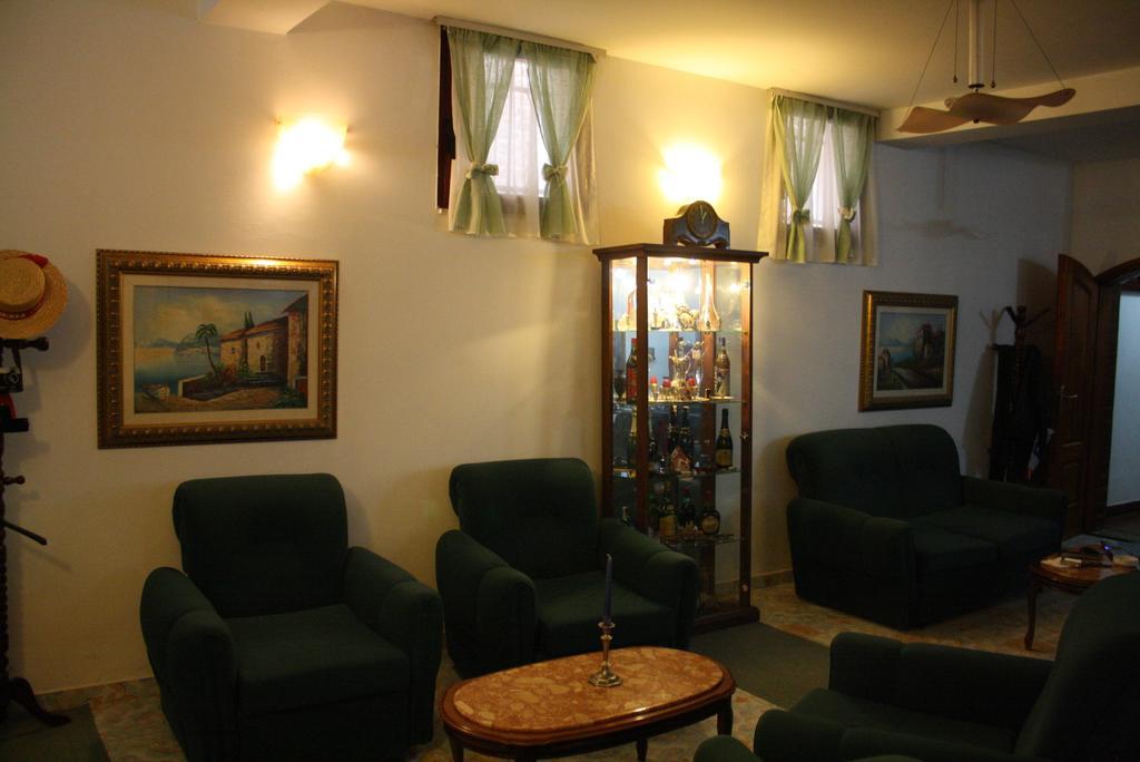 Villa Pepeto Durres Albania Экстерьер фото